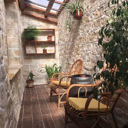 Lo Sparviero Dello Stagnone Appartement